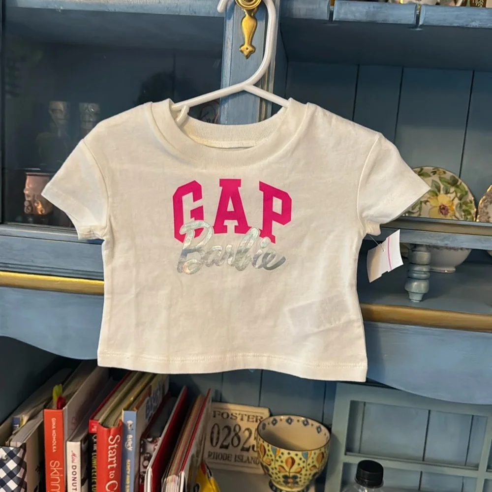 Baby Gap Barbie Pink tshirt white
